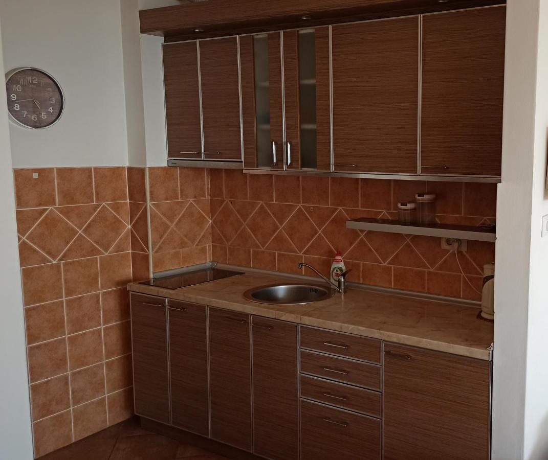 Rakocevic Apartments Petrovac na moru Exterior foto