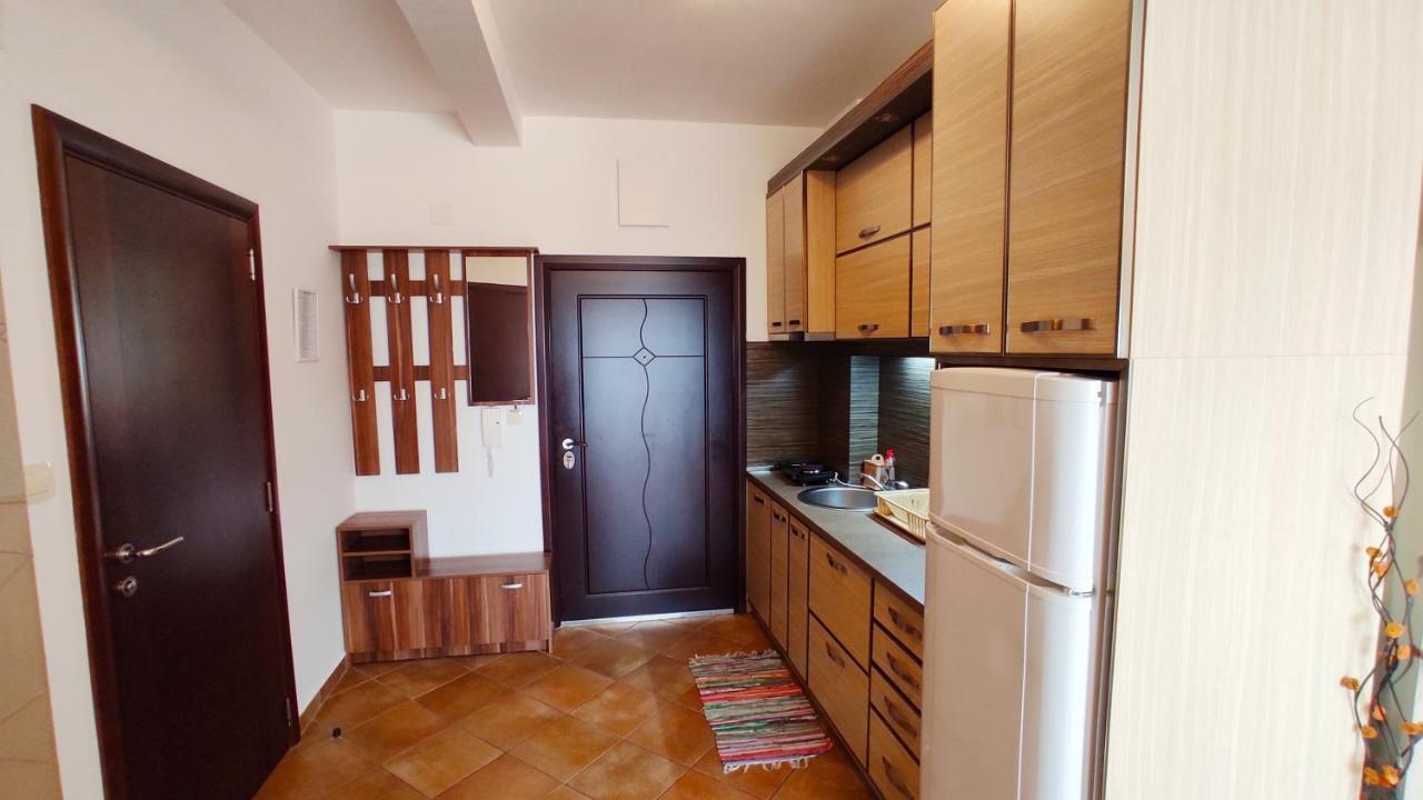 Rakocevic Apartments Petrovac na moru Exterior foto
